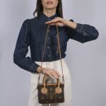 Petra Small Signature